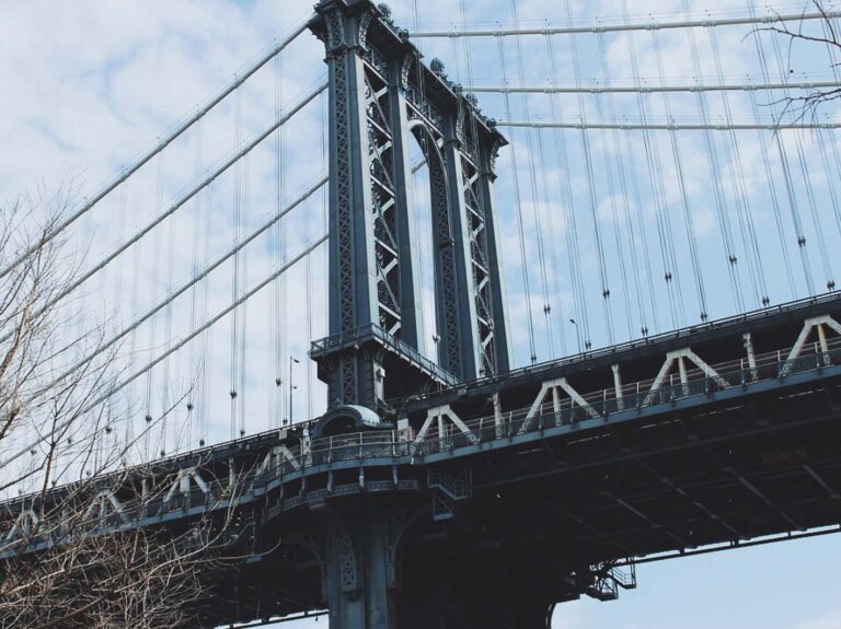Manhattan Bridge Walk (Easy to Follow Local’s Guide & Tips)