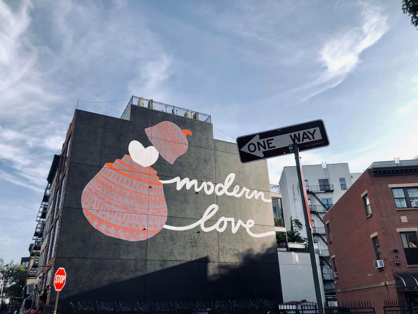  Mural de Modern Love en Williamsburg Brooklyn