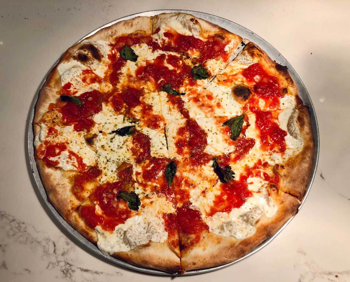 Julianas-Pizza-in-DUMBO-Brooklyn