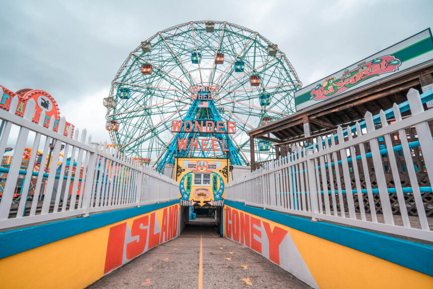 Wonder Wheel and the walkway to it at Coney Island