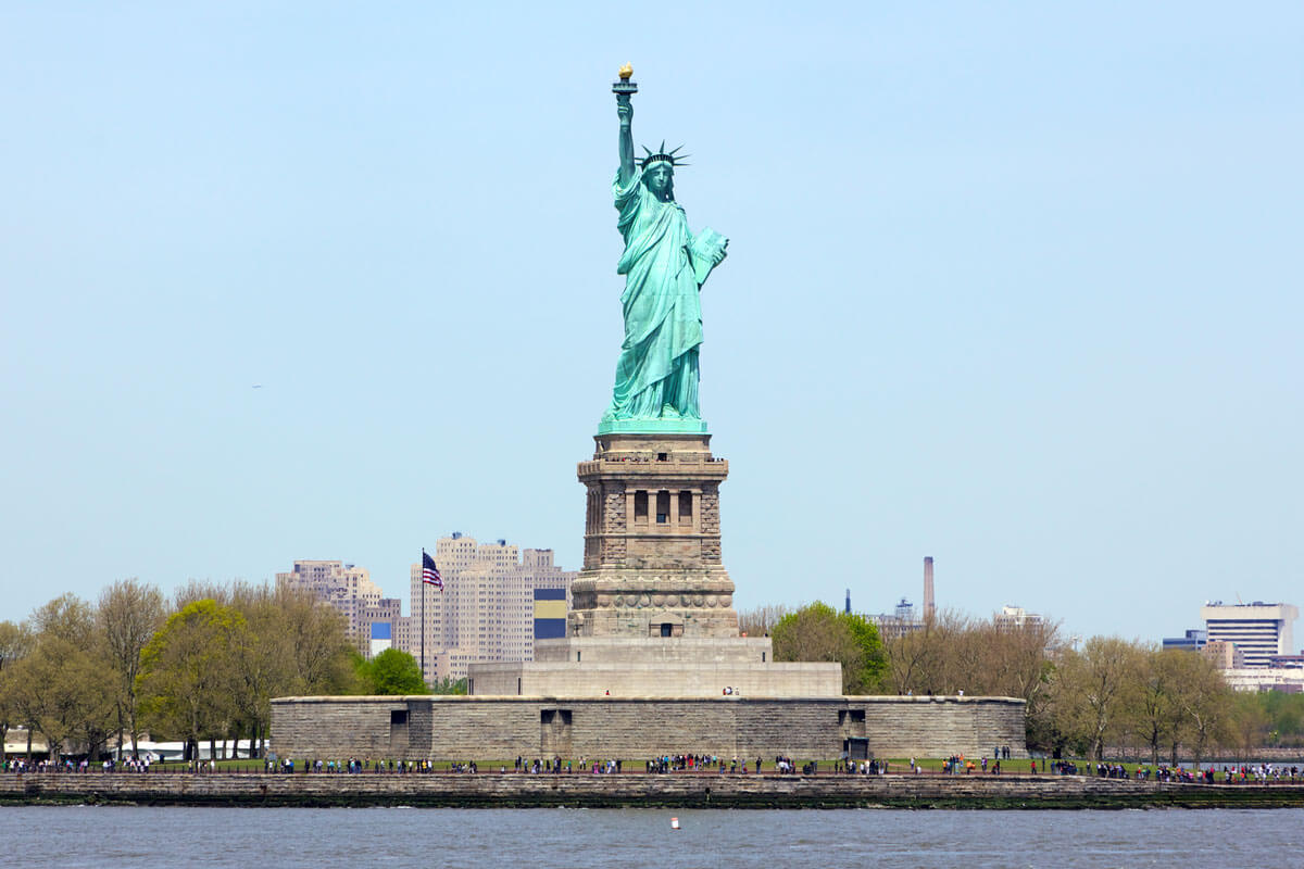 visit statue of liberty for free