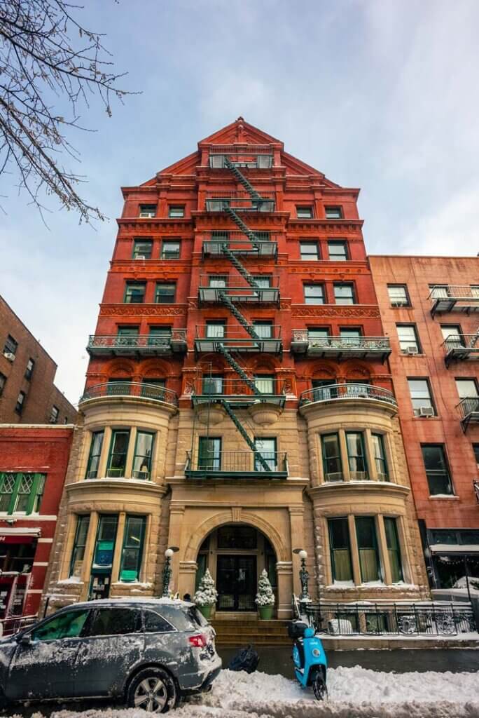 Beautiful Historic Building on Montague Street in Brooklyn Heights