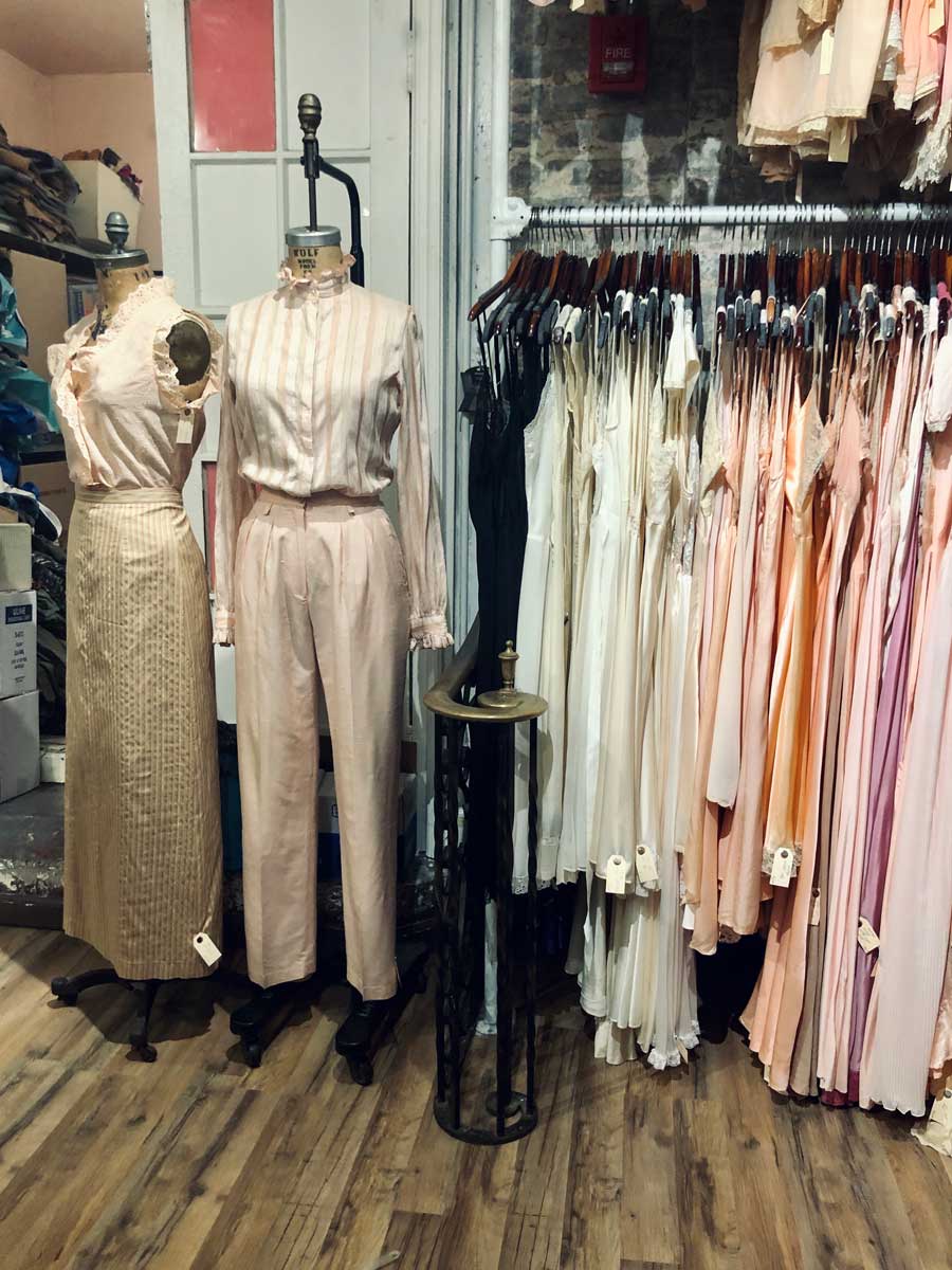 12 best thrift stores in Brooklyn for vintage clothing + Brooklyn