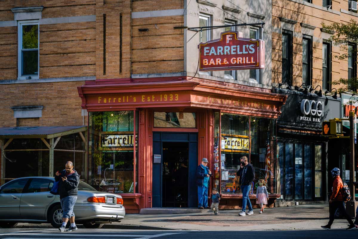 Farrell's-Bar-&-Grill-in-Windsor-Terrace-Brooklyn