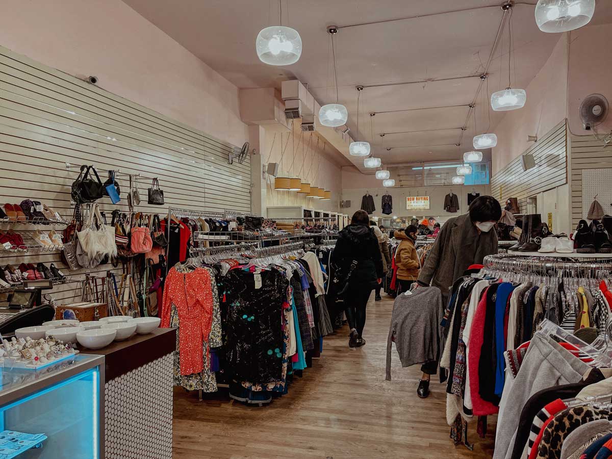 10 Best Thrift Stores in New York for Amazing Deals