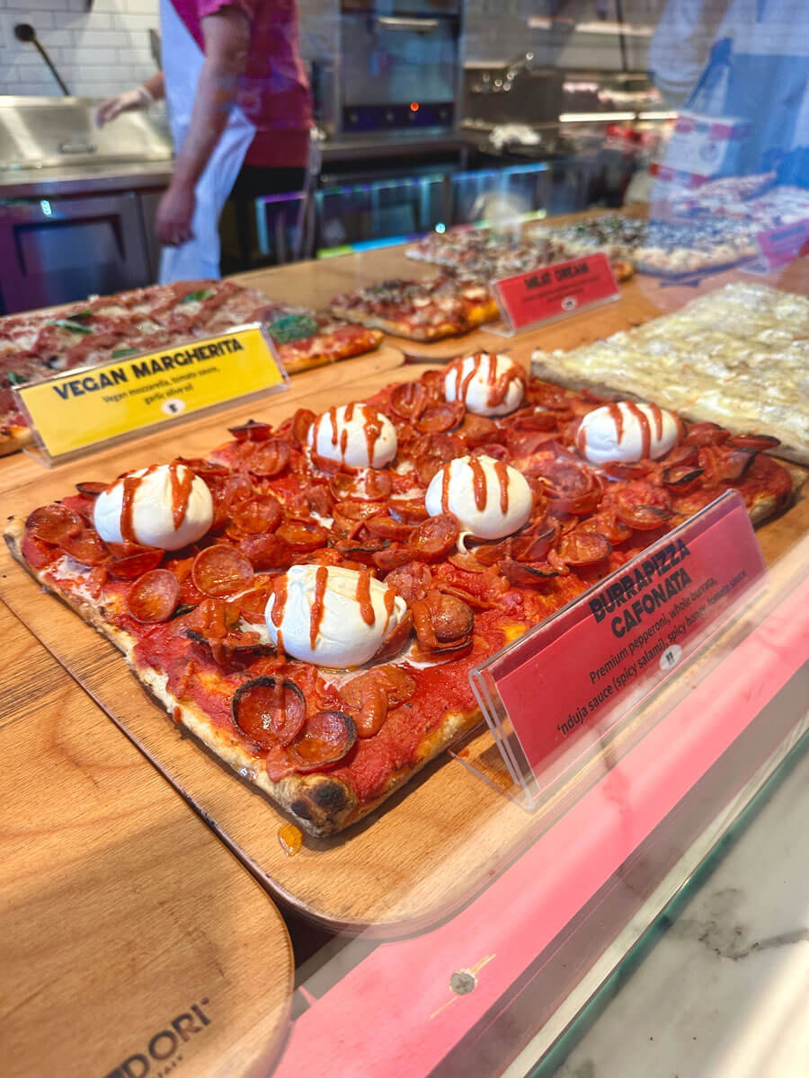 Unregular-Pizza-in-Essex-Market-in-NYC