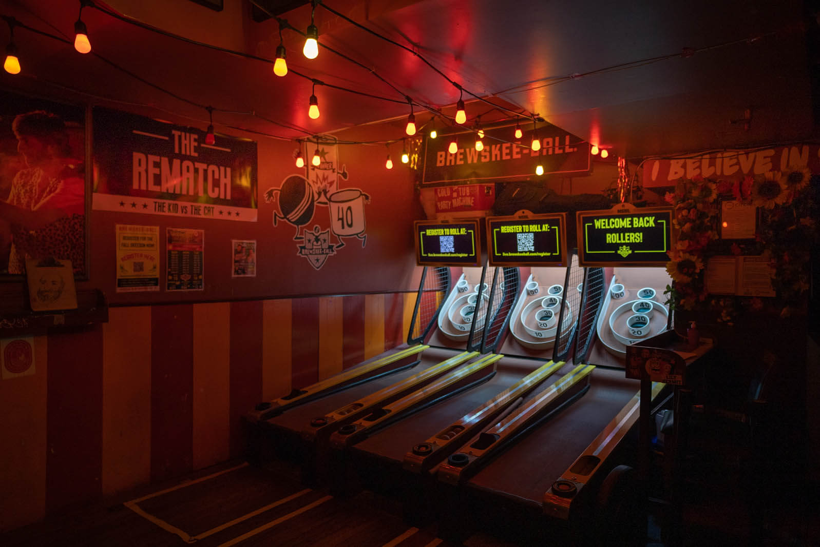 Full Circle Bar skeeball bar in Williamsburg Brooklyn