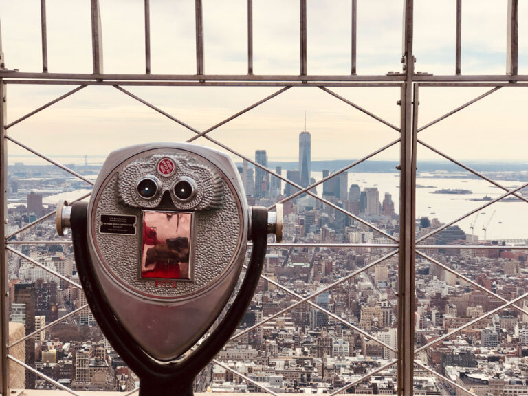How to Visit the Empire State Building Guide + Money Saving Tips!