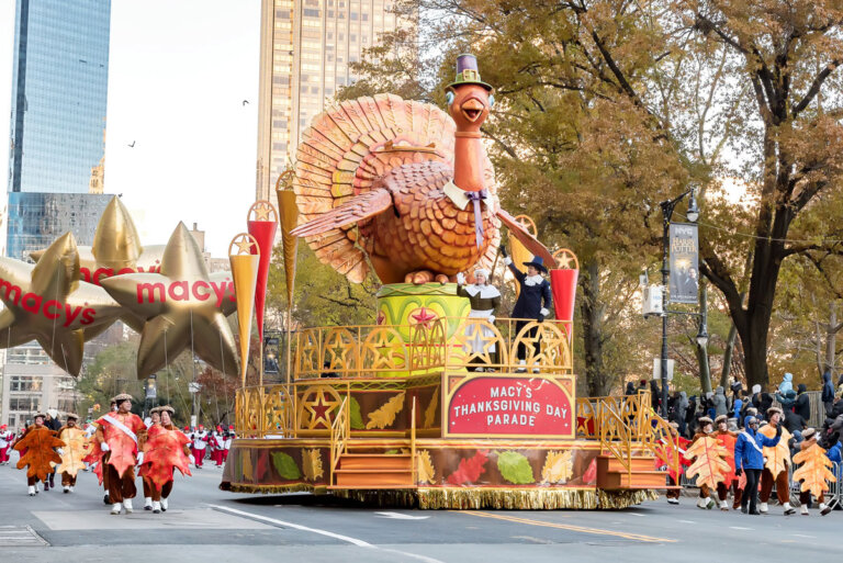 Macy’s Thanksgiving Day Parade History + How to See the Parade in Person!