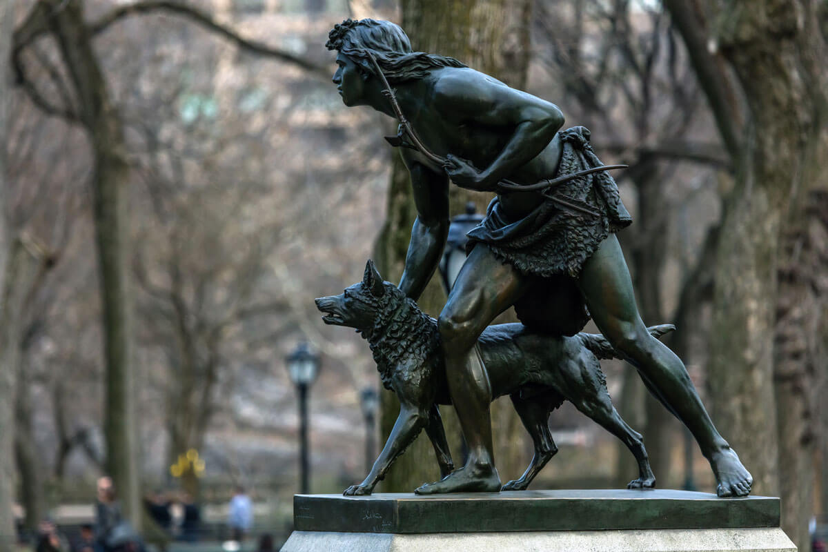 Indian-Hunter-statue-in-Central-Park-NYC