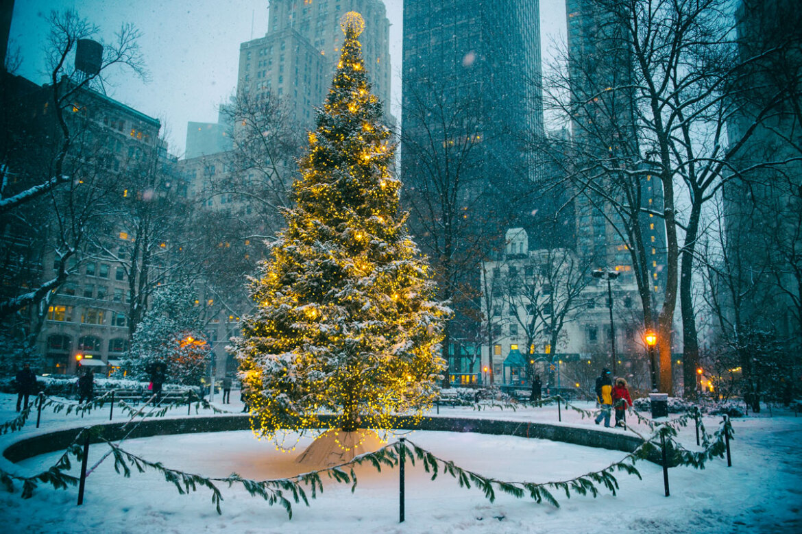 BEST Things to do in NYC at Christmas (New York Christmas Trip Itinerary) Your Brooklyn Guide