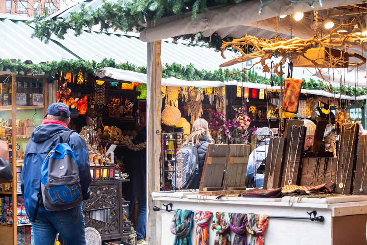 Holiday shopping in New York