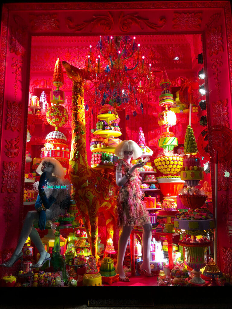 candy-and-red-christmas-holiday-window-at-Bergdorf-Goodman-department-stores-in-NYC-in-2018