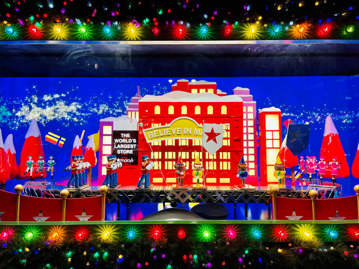 Magical Christmas Window Displays In NYC To See This Holiday