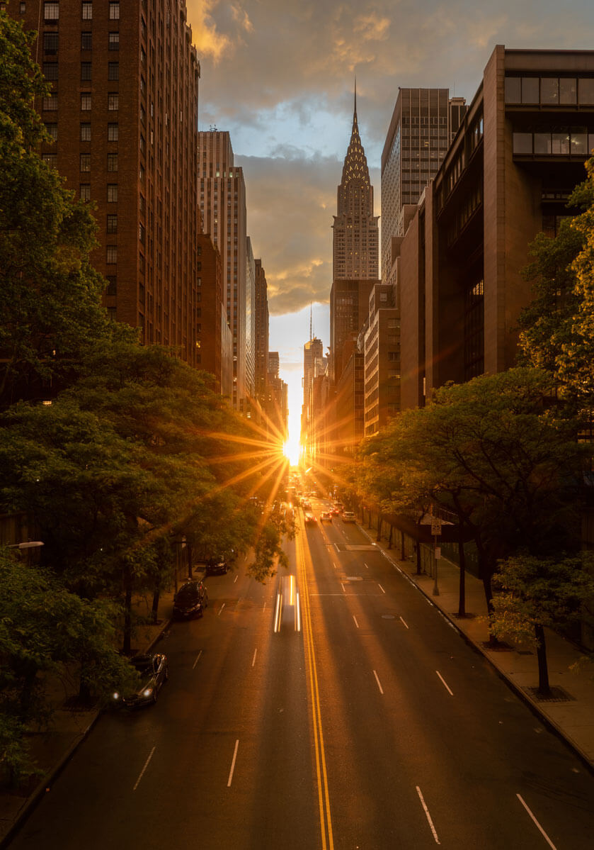 Manhattanhenge-sunset-in-NYC