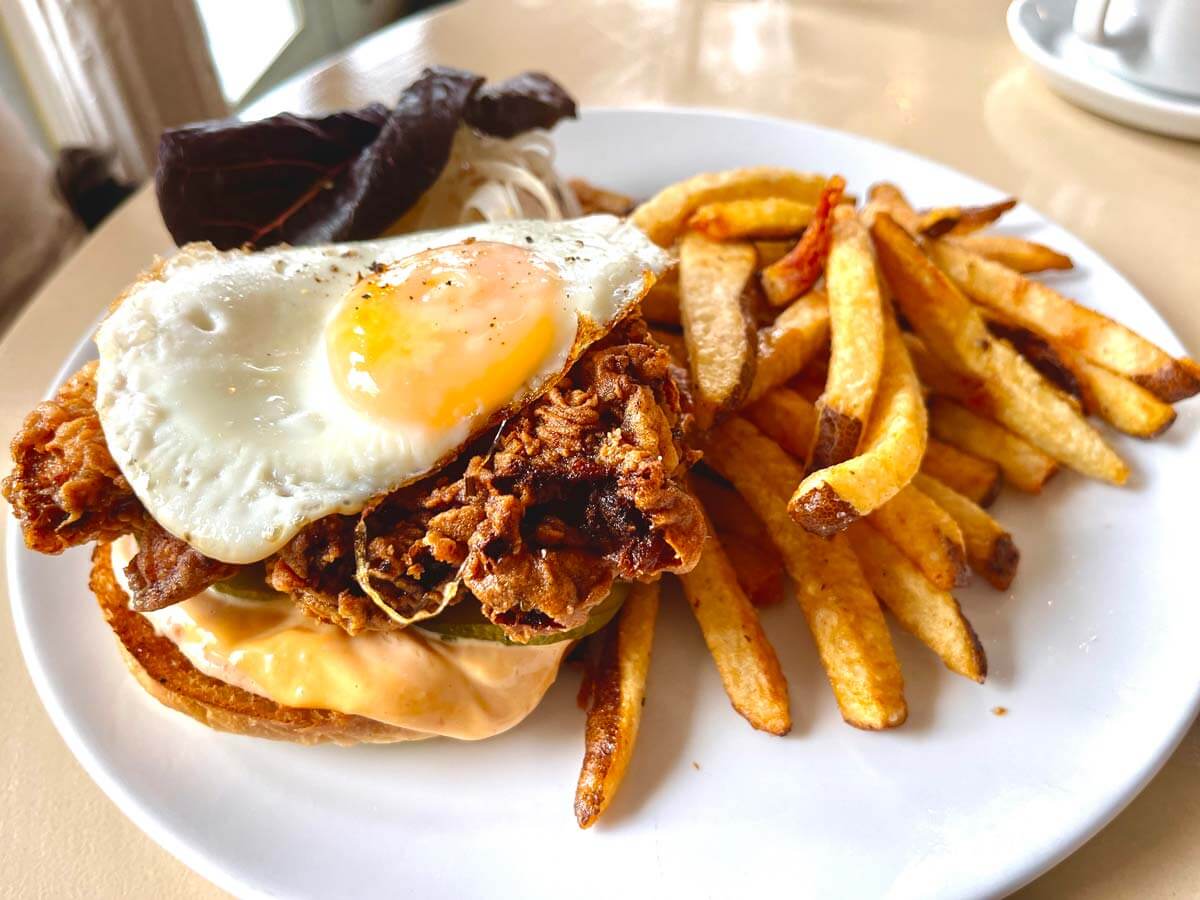 fried-chicken-sandwich-at-Otway-in-Clinton-Hill-Brooklyn