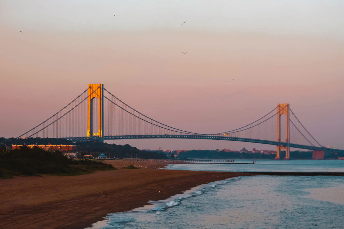 view-of-the-Verazzano-Narrows-Bridge-in-Staten-Island-from-South-Beach-at-sunset
