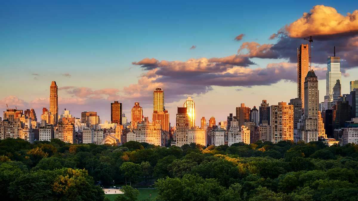 upper-east-side-skyline-over-central-park-in-nyc