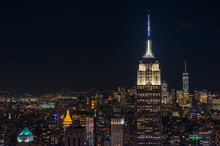 30 MOST FUN Things to do in NYC at Night!