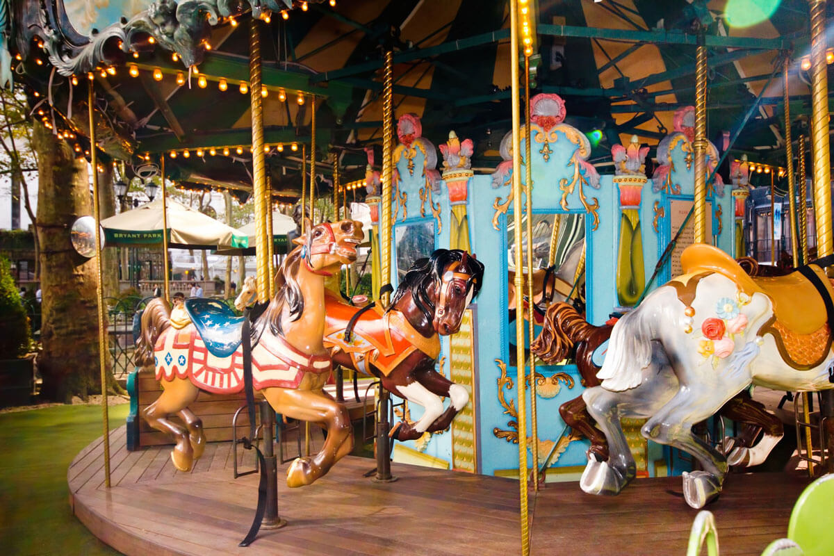 le-carousel-in-Bryant-Park-in-NYC