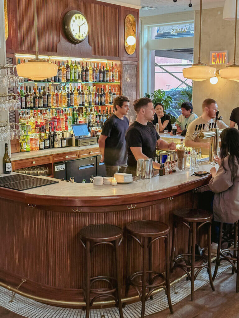 the-pretty-bar-at-Bar-Americano-in-Greenpoint-Brooklyn