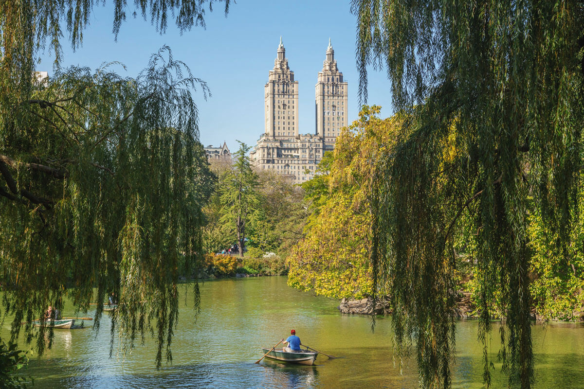 rowboat-in-Central-Park-in-the-summer-in-NYC