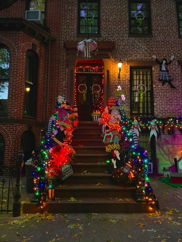 Beetlejuice-Halloween-decorations-outside-of-home-in-Greenpoint-Brooklyn
