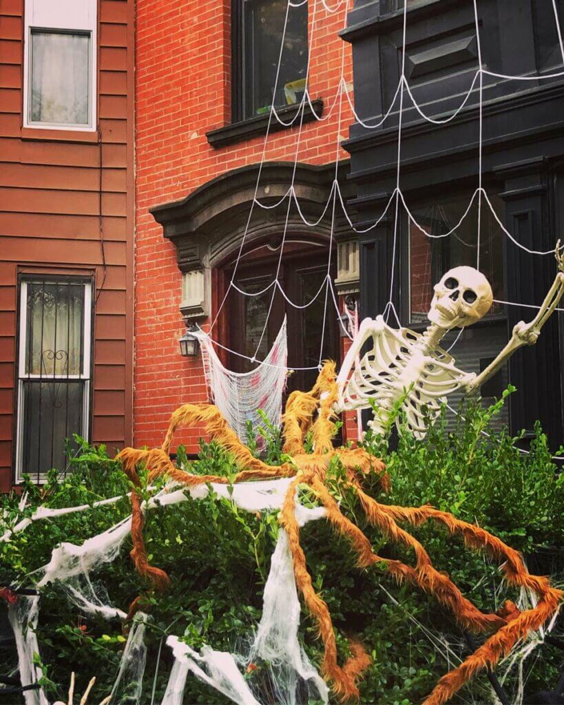 Halloween-decorations-outside-of-homes-in-Park-Slope-Brooklyn