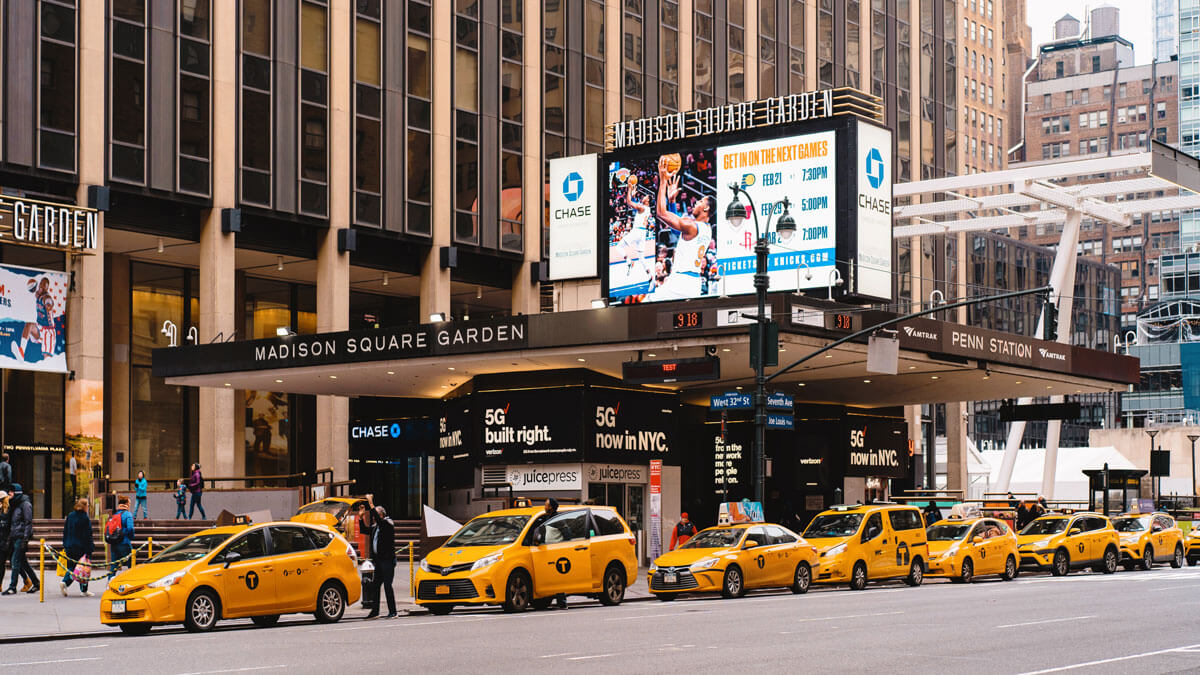 taxis-lined-up-outside-madison-square-garden-in-NYC