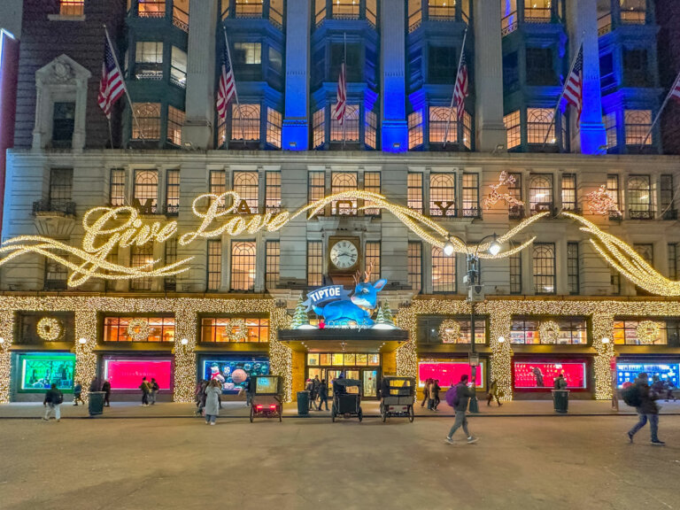 25 FESTIVE FUN Things to do on Christmas Day in NYC