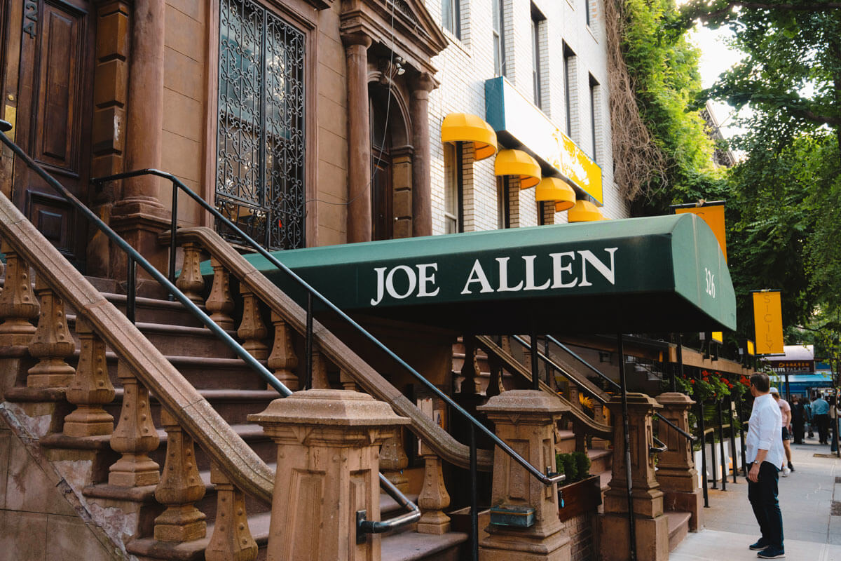 Joe-Allen-restaurant-in-Times-Square-one-of-the-best-pre-theater-restaurants-in-NYC